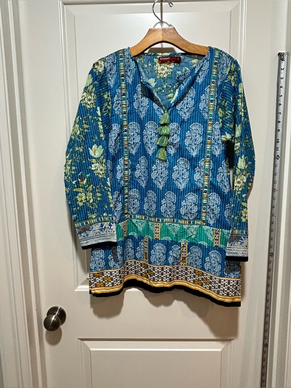 Khaadi Pret women’s size 12 Blue Printed Long Sleeve Tunic top. LIKE NEW